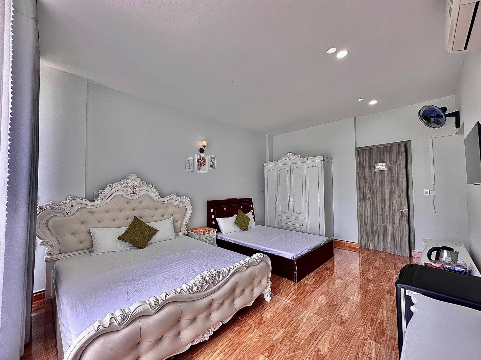 Royal Homestay Tuy Hoa Exterior foto